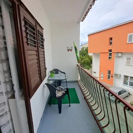 Ada